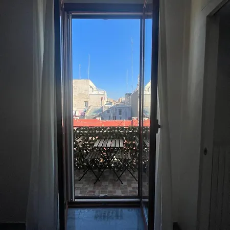 Art Terrace Apartment